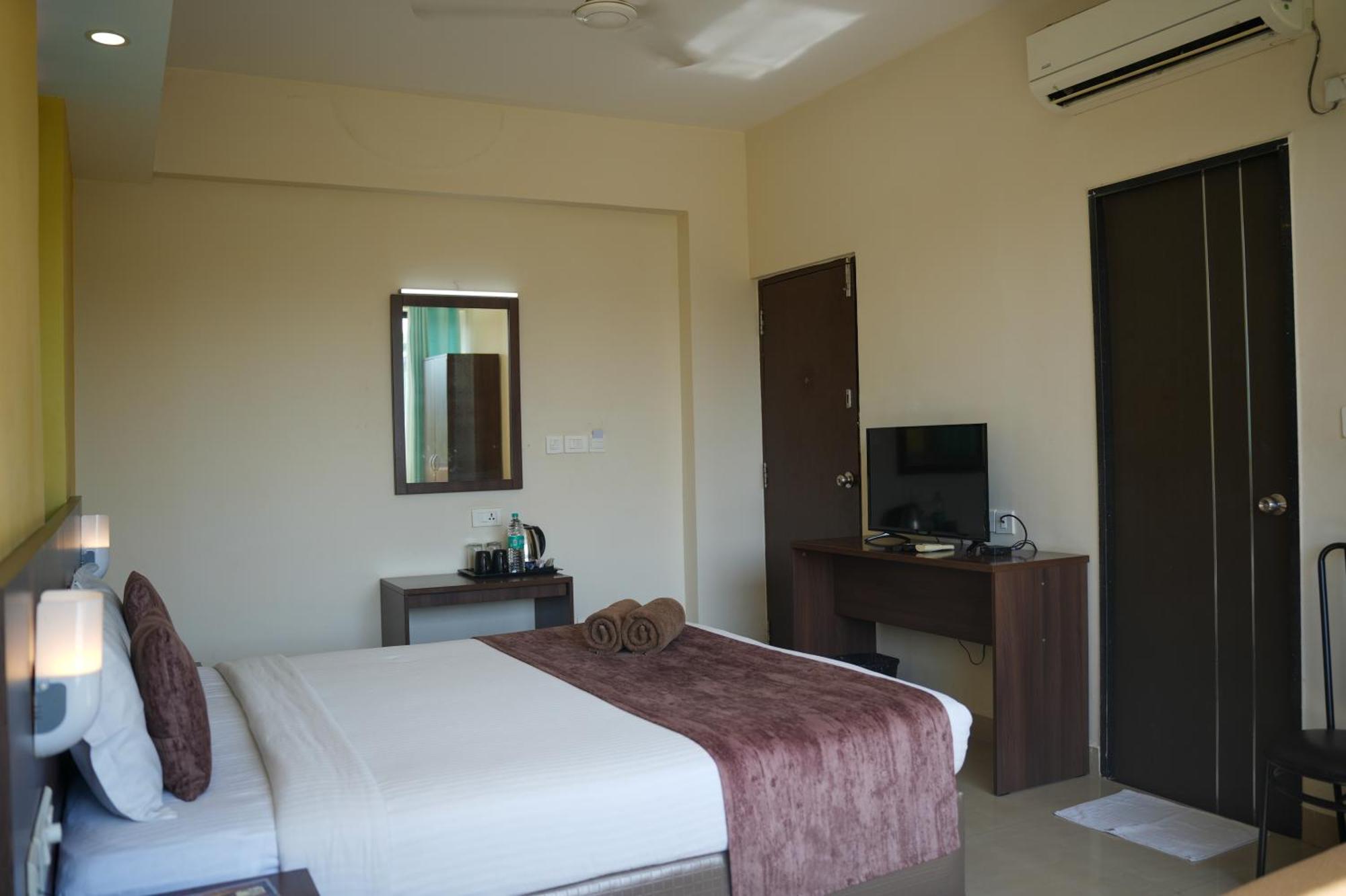 Relax Holiday Home,Margao Railway Station Экстерьер фото